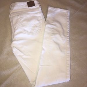 White American Eagle Jeans